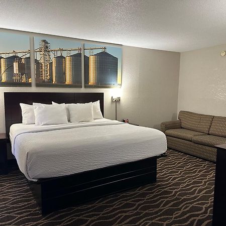 Days Inn & Suites By Wyndham Casey Екстер'єр фото