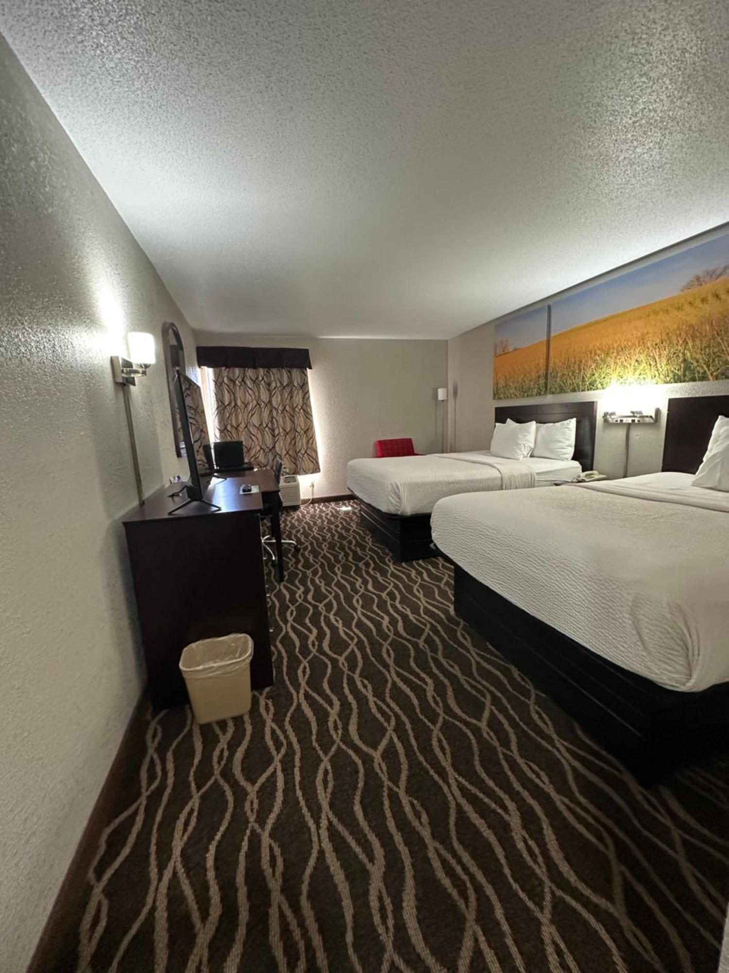 Days Inn & Suites By Wyndham Casey Екстер'єр фото