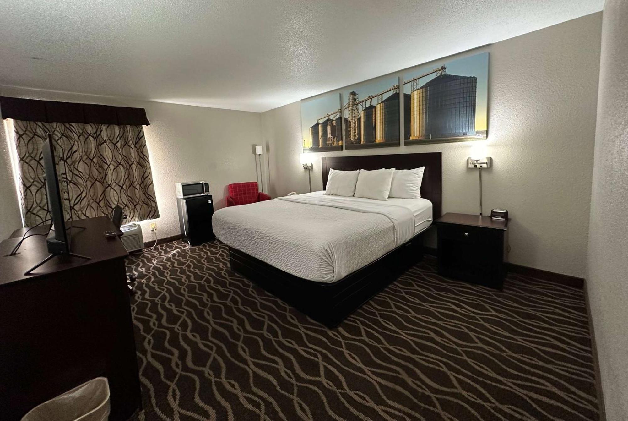 Days Inn & Suites By Wyndham Casey Екстер'єр фото